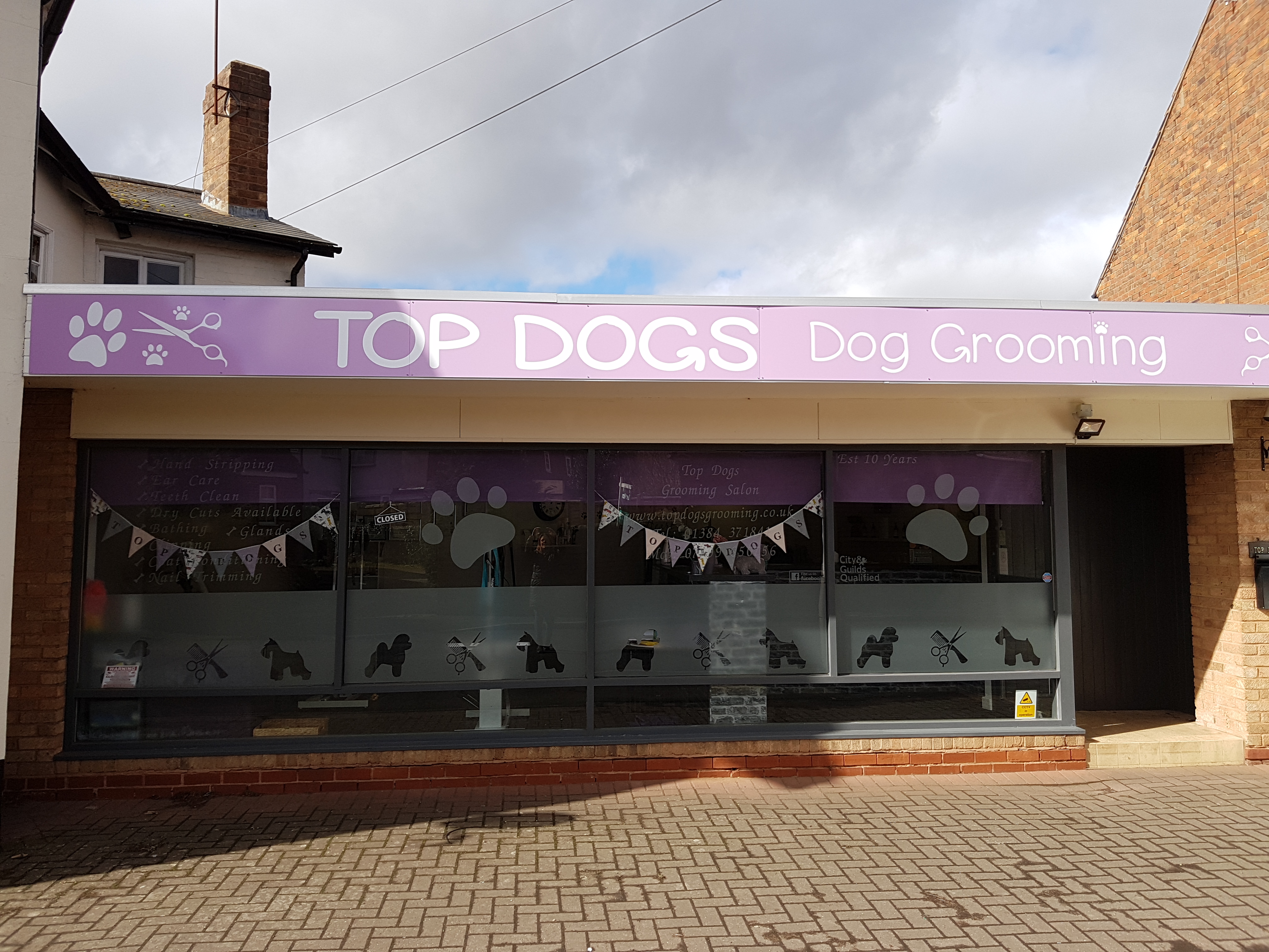//topdogsgrooming.co.uk/wp-content/uploads/2018/06/20180308_130215.jpg